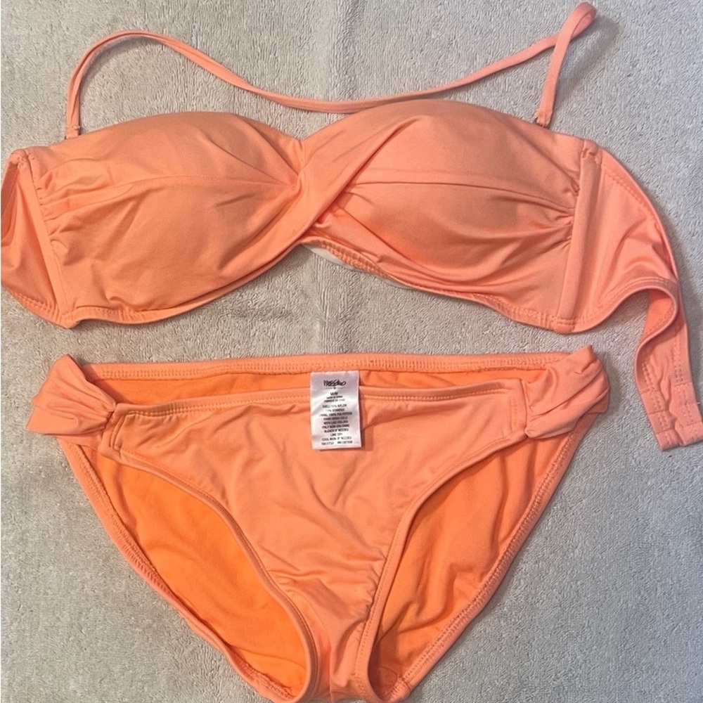 WeWoreWhat Coral Bikini Set